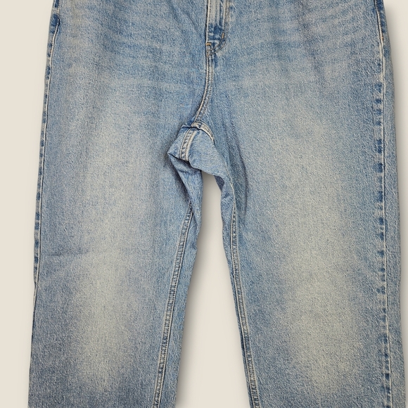 Levi's 70's High Rise Slim Straight Jean Women's Size 18W Premium Denim 30" L - Picture 3 of 15
